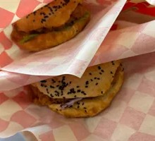 Spicy Chicken Leg Burger