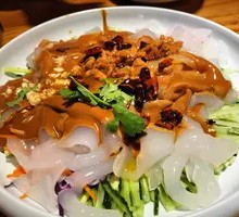 Shredded Pork with Cold Noodles