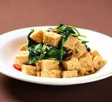 Spinach with Wheat Gluten Noodles