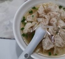 Spiced Dumplings with Sauce