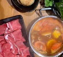 Rich Tomato Corn Broth