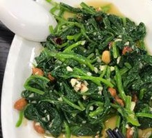 Pine Nut Spinach