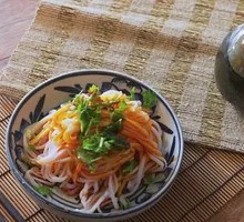 Qin Town Rice Noodles