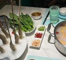 Five-Fingered Fig and Papaya Hot Pot