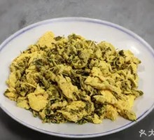 Fragrant Chinese Toon Stir-Fried with Eggs