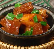 Special Red-braised Lamb Ribs with Radish