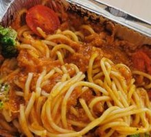 Italian-style Meat Sauce Noodles