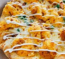 Golden Yolk Chicken Pizza