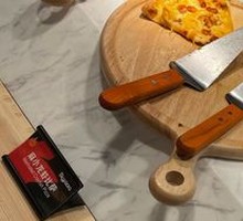 Spicy Crawfish Pizza