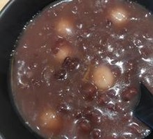 Red Bean Glutinous Rice Balls