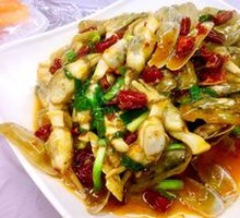 Spicy Stir-Fried Clams