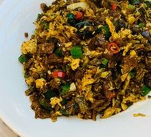 Grandmother's Vegetable Stir-Fried with Eggs