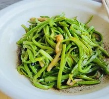 Braised Tofu Noodles in Clay Pot