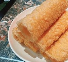 Cantonese Fried Crispy Rolls