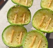 Juicy Zucchini Stir-fry