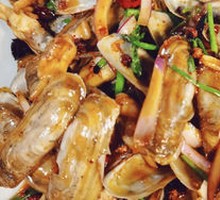 Spicy Stir-Fried Clams