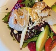 Avocado and Shrimp Fruit Salad