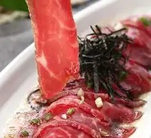 Medium-Rare Beef Salad