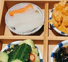 Four-Grid Assorted Vegetables