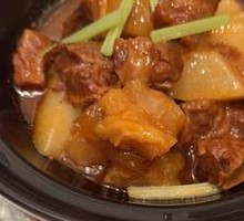 Braised Beef Shank with Radish