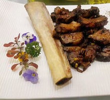 Lotus-Leaf Wrapped Beef Ribs