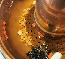 Clear Spring Soup Pot