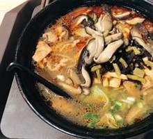 Three Delicacies Snail Noodles