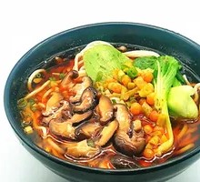 Spicy Mushroom and Pork Noodles