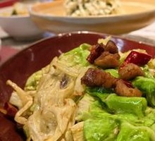 Stir-fried Napa Cabbage with Aromatic Heat