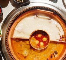 Chongba's Secret Red Oil Bone Soup Beef Balls Yum-Yum Pot