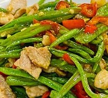 Stir-fried shredded lentils with pork