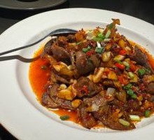 Signature Garlic Beef