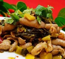 Sour Cabbage Stir-Fried Pork Intestines