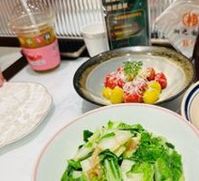 Fried Pork Crumbs with Napa Cabbage