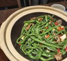 Braised Tofu Noodles in Clay Pot