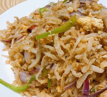 Egg Fried with Broken Noodles