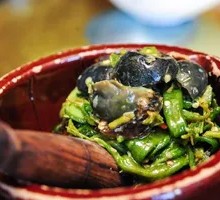 Spicy Pepper and Century Egg Mix