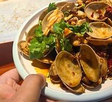 Spicy Stir-Fried Clams