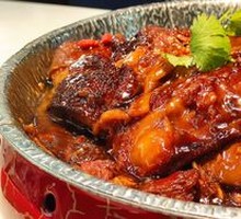 Grandmother's Private Pork Elbow