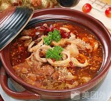 Stewed Beef Tendons and Noodles