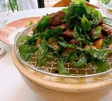 Stir-Fried Beef Cubes in Sauce