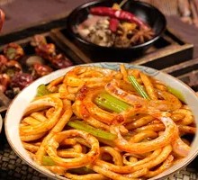 Sauce-Flavored Shrimp Fried Rice Noodles