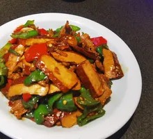 Stir-fried Pork with Tofu Cubes