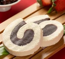 Red Bean Custard Roll
