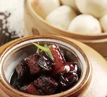 Two-Headed Black Pork Braised in Soy Sauce