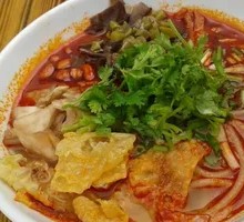 Special Fried Egg Snail Noodles