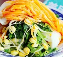 Spicy Oil Noodles with Cold Vermicelli