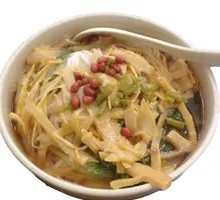 Spicy and Sour Bamboo Shoot Noodles