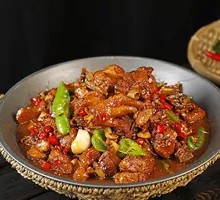 Yimeng Mountain Special Stir-Fried Chicken