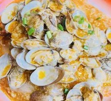 Signature Garlic Clams